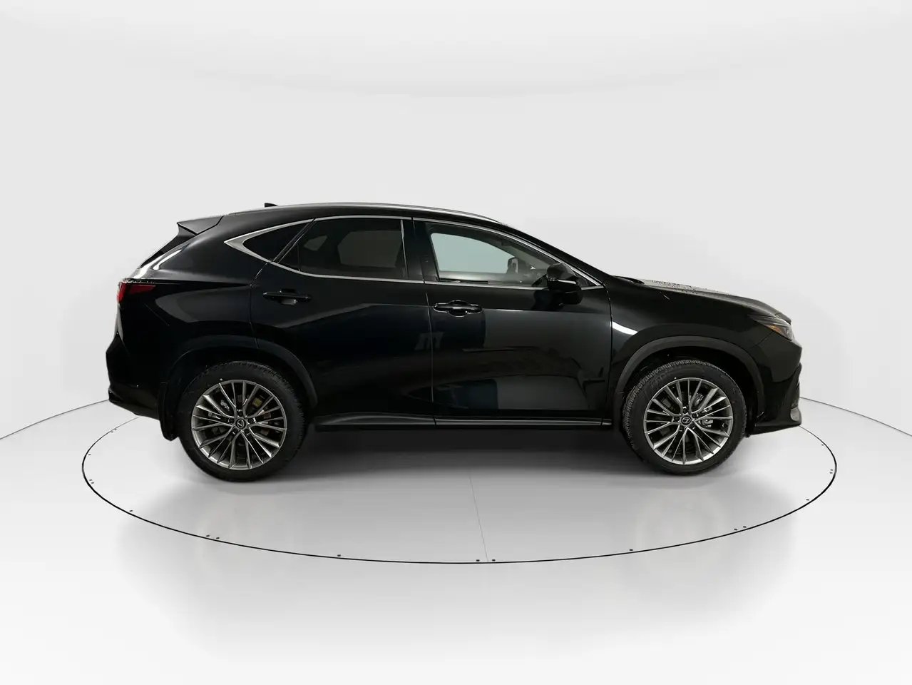 Lexus NX снимка Lexus NX