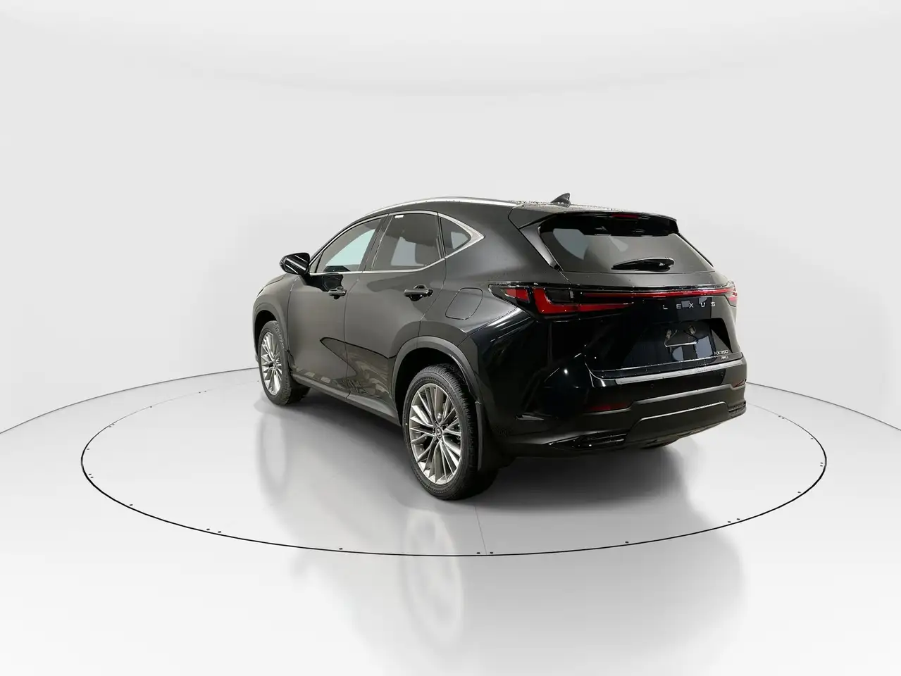 Lexus NX снимка Lexus NX