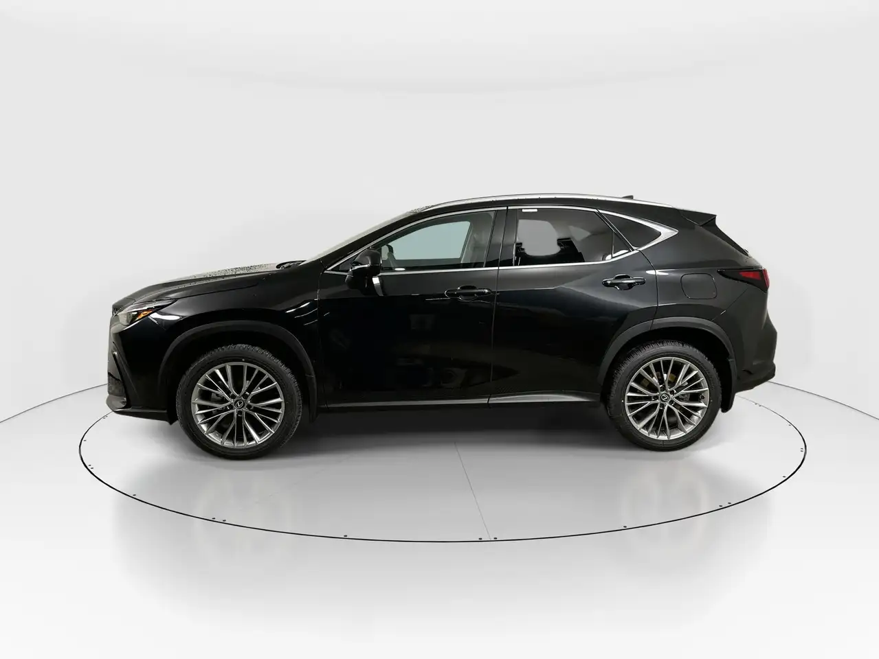 Lexus NX снимка Lexus NX