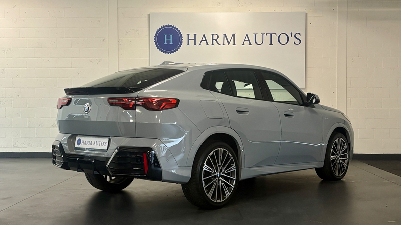 BMW X2 SDrive20i M Edition Alcantara / Navi / CAM / LED/ — photo 6