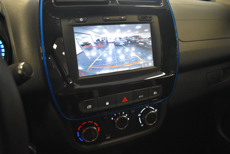 Dacia Spring Comfort Plus Navi Kamer PDC Temp1-Hand — photo 11
