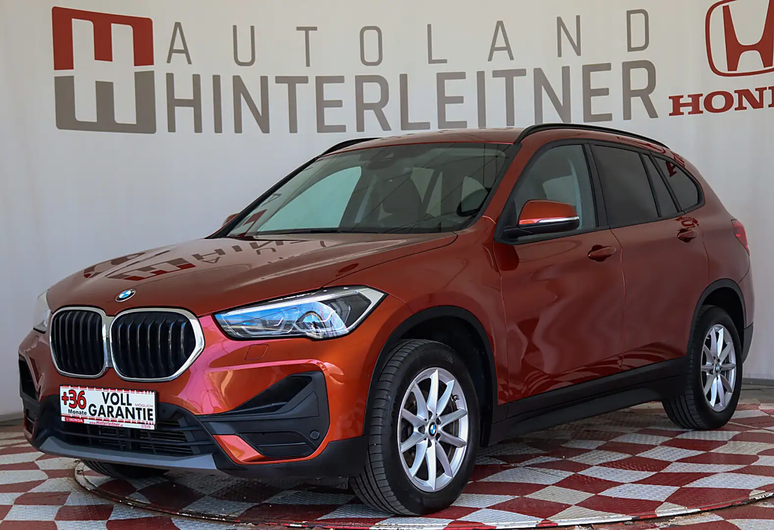 BMW X1 sDrived Aut. LED NAVI KAMERA WINTERPAKET Orange - 1