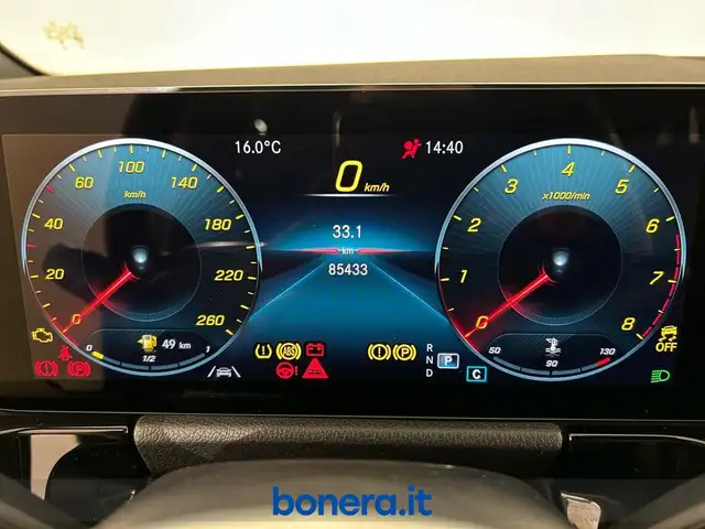 Mercedes-Benz Gla view 14