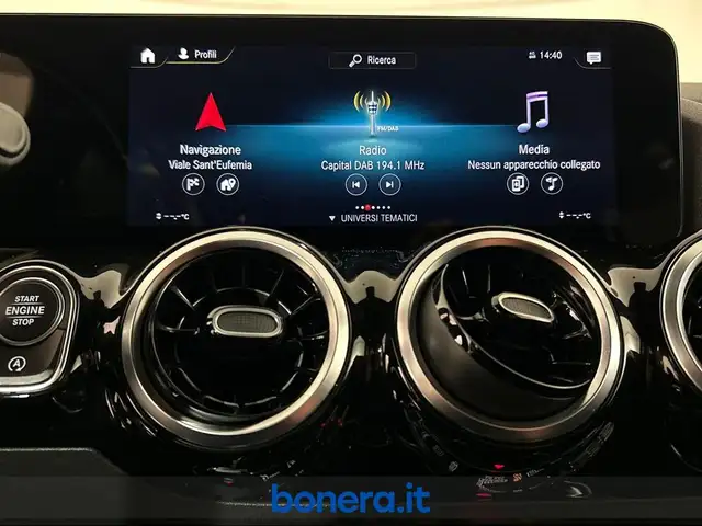 Mercedes-Benz Gla view 13