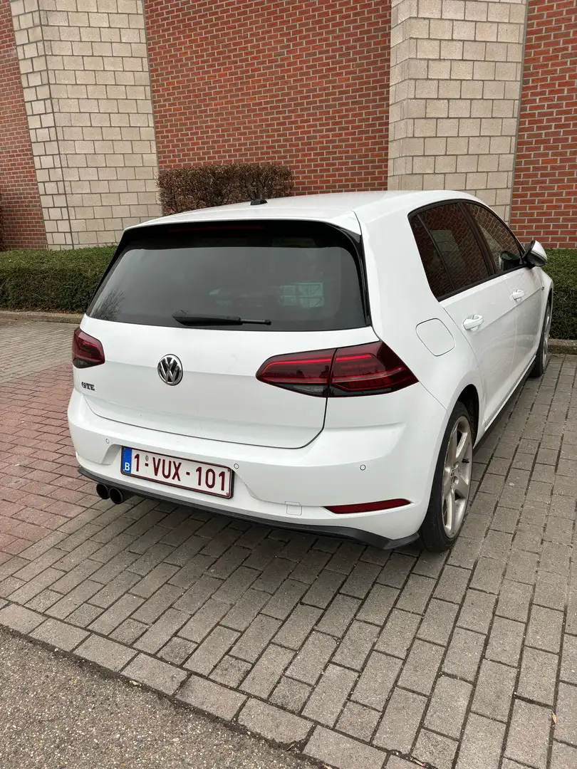 Volkswagen Golf Golf GTE 90 000 km tva déductible !! Blanc - 2