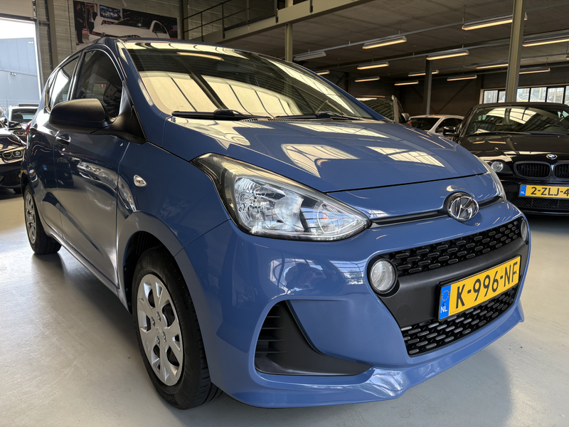 Hyundai i10 1.0i Comfort — photo 11