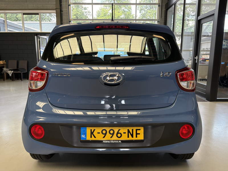 Hyundai i10 1.0i Comfort — photo 5