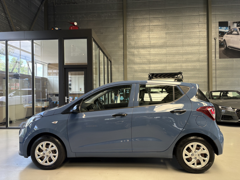 Hyundai i10 1.0i Comfort — photo 4