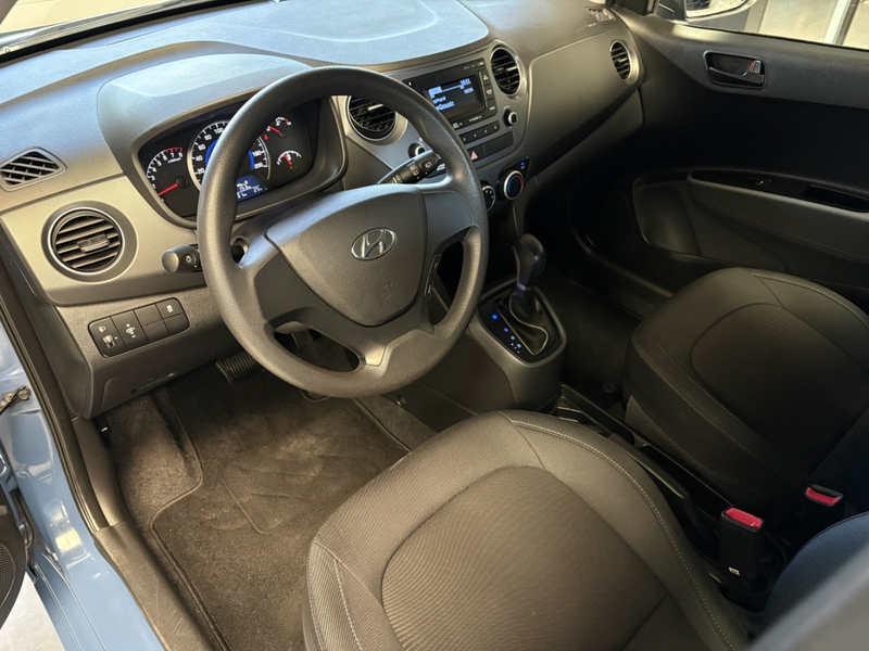 Hyundai i10 1.0i Comfort — photo 3