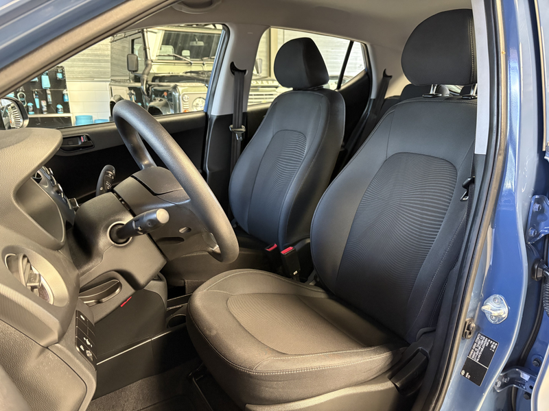 Hyundai i10 1.0i Comfort — photo 15