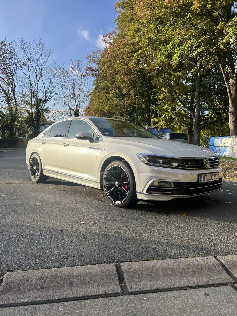 Volkswagen Passat Highline BMT/Start-Stopp, Exterior R-Line Weiß - 2