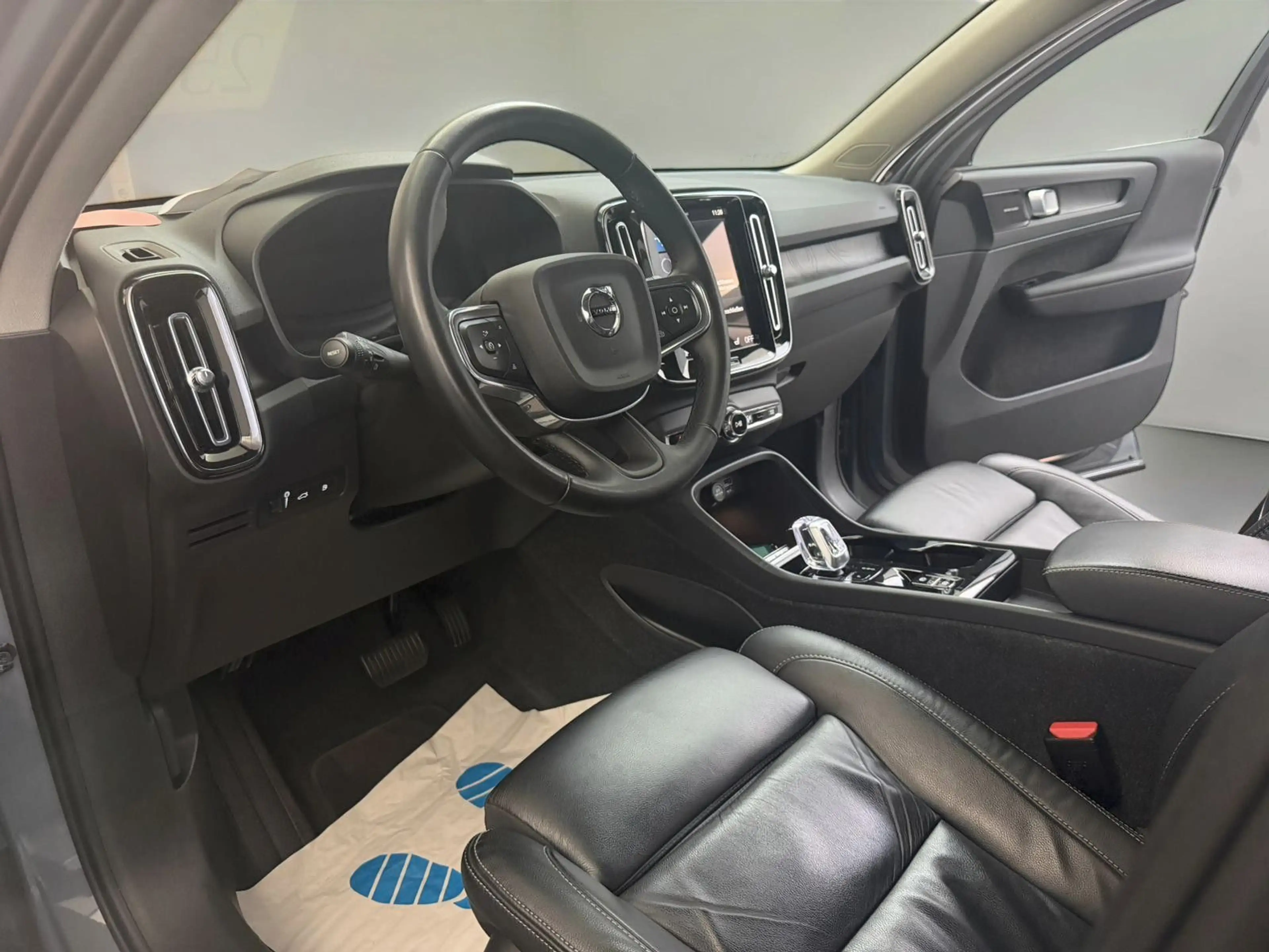 Volvo XC40 T5 Recharge Plus Bright H&K*SENSUS*STHZ — photo 10