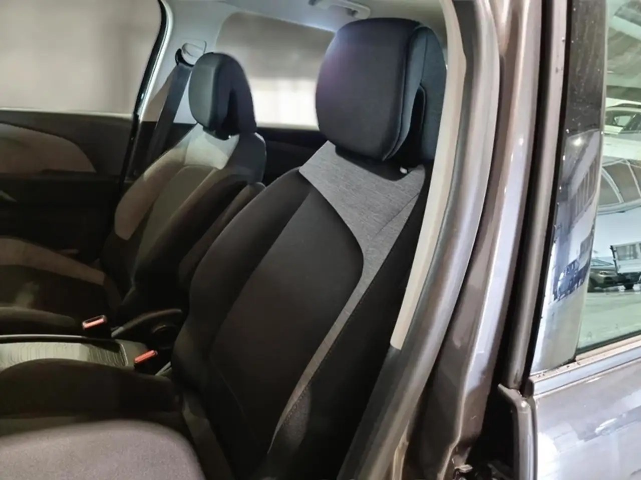 Citroen C4 Spacetourer BLUEHDI 130 SES EAT8 FEEL MONOVOLUME, миниатюра 9