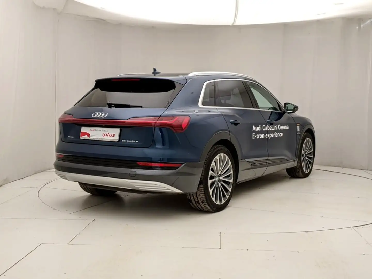 Audi e-tron 55 quattro cvt Modrá - 2