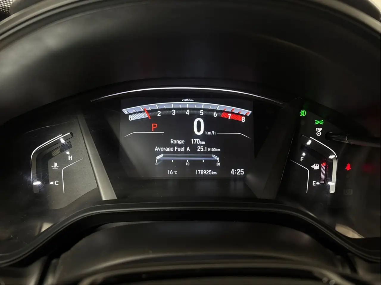 Honda CR-V снимка Honda CR-V