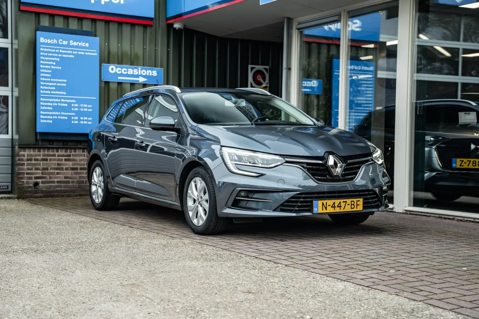 Renault Megane Estate 1.0 TCe Zen Gris - 2