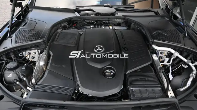 Mercedes-Benz S-Class view 9