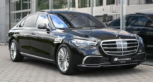 Mercedes-Benz S-Class view 7