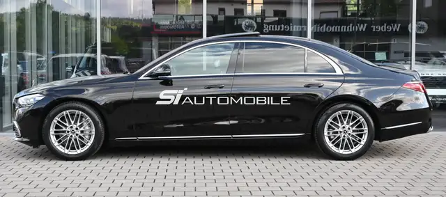 Mercedes-Benz S-Class view 2