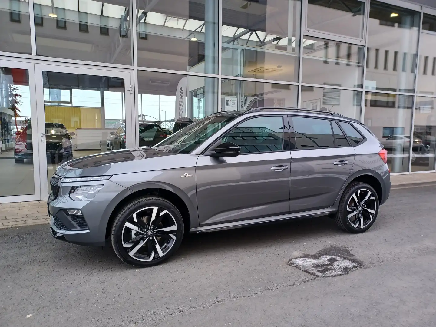Skoda Kamiq Monte Carlo Grau - 1