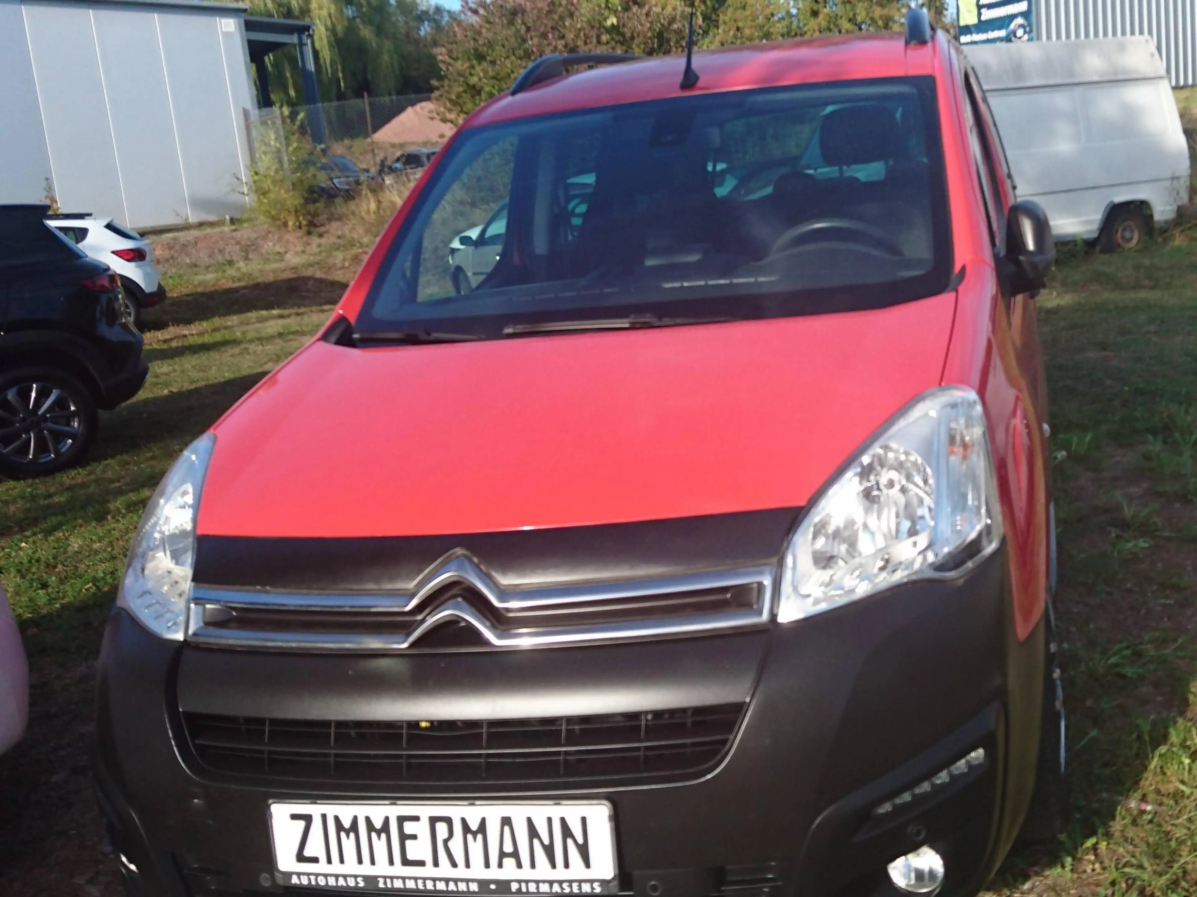 Citroen Berlingo Berlingo Kombi Diesel 5-Türer Multispace BlueHDi 120 S — photo 4
