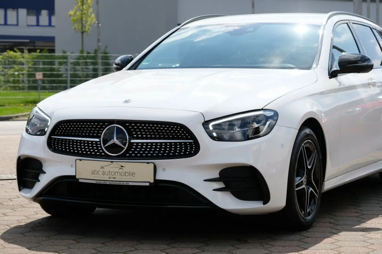 Mercedes-Benz E 400 d 4Matic AMG Airmatic AHK HUD Mediadisplay Blanc - 2