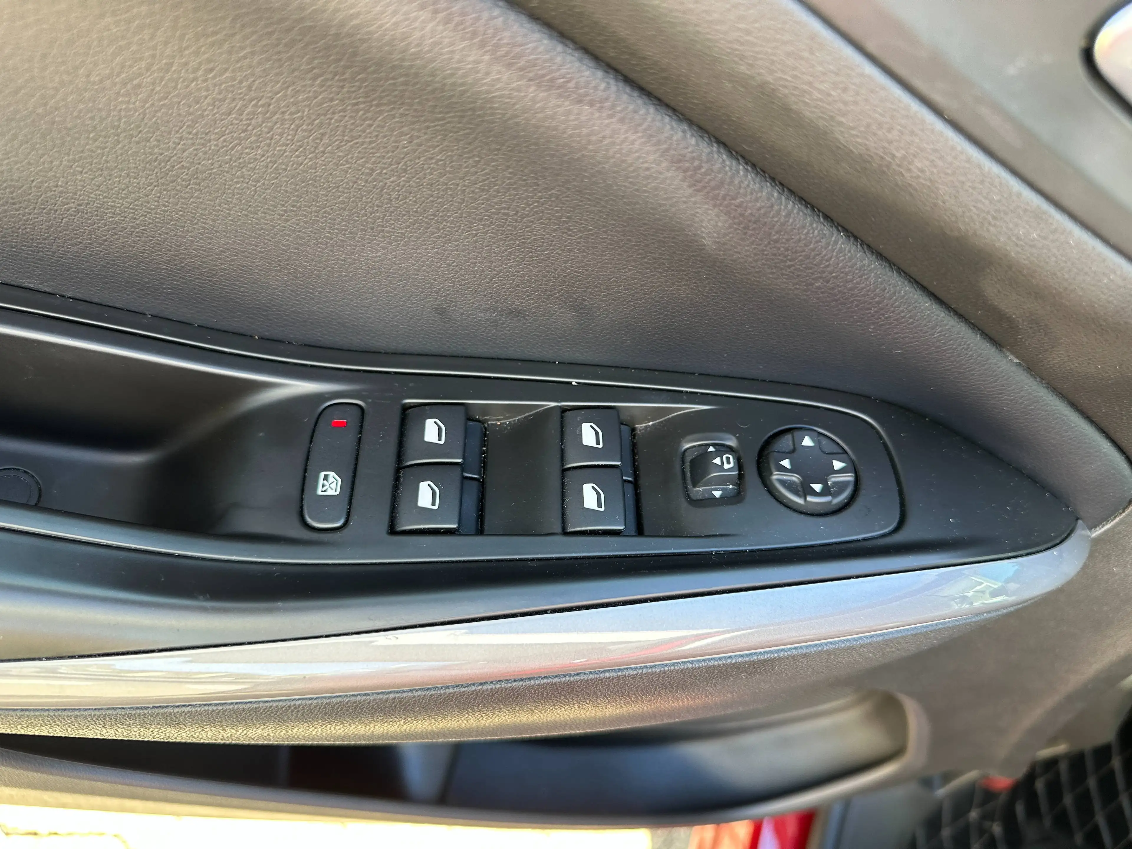 Opel Grandland X 1,6 *GS Line* Plug-in-Hybrid*Winter-Paket*SHZ*Kamera*PDC* DashCam* — photo 7