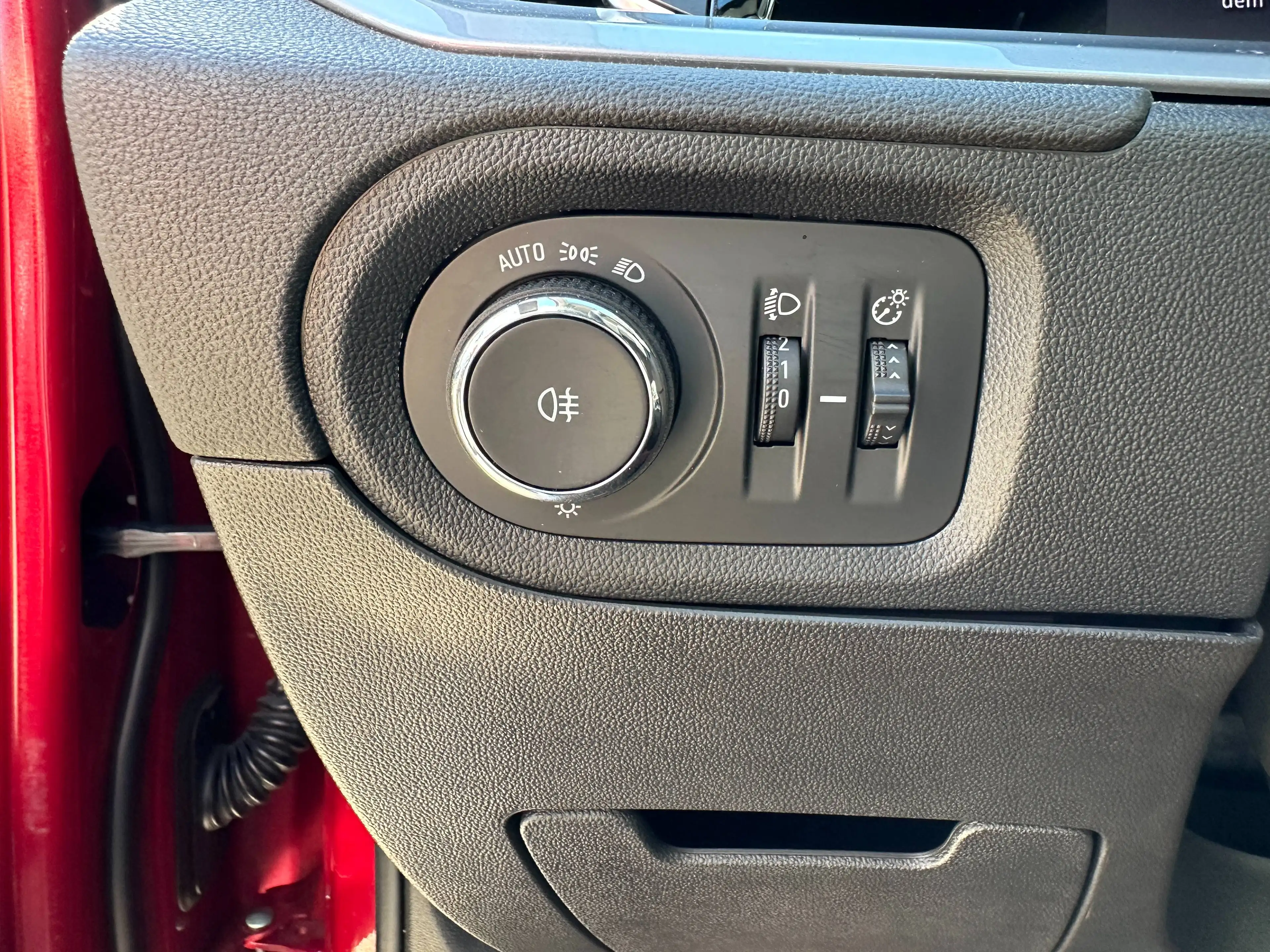 Opel Grandland X 1,6 *GS Line* Plug-in-Hybrid*Winter-Paket*SHZ*Kamera*PDC* DashCam* — photo 8