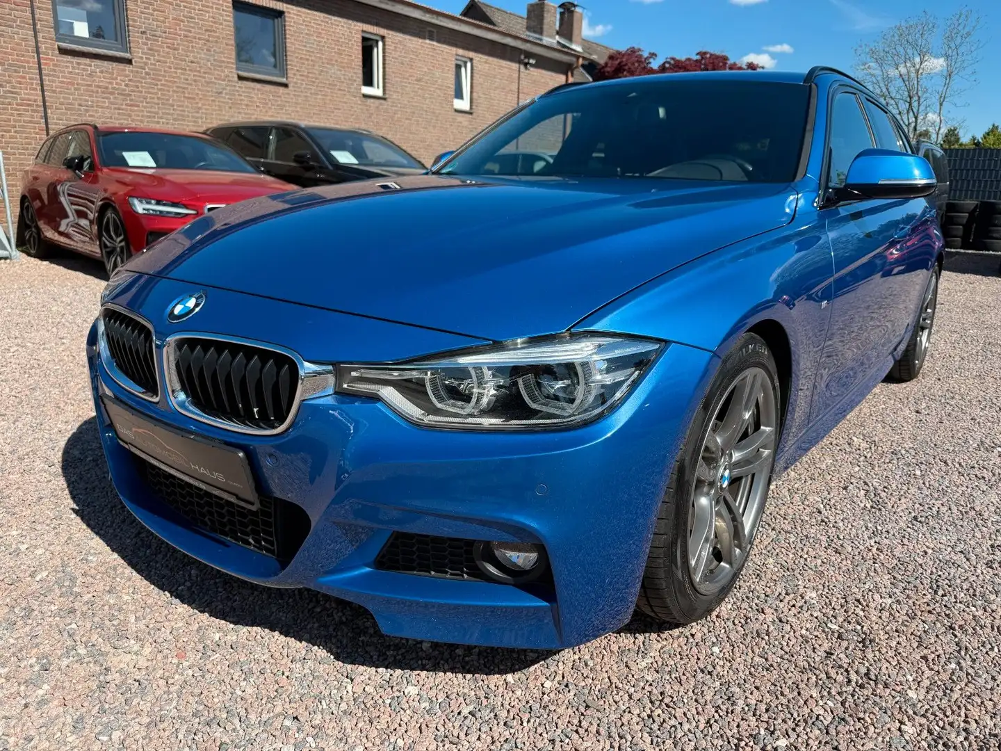 BMW 320 d Touring M Sport *HIFI*LED*SHZ*VZE*NAVIPROF* Bleu - 1