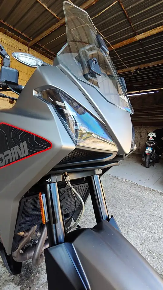 Moto Morini X-Cape