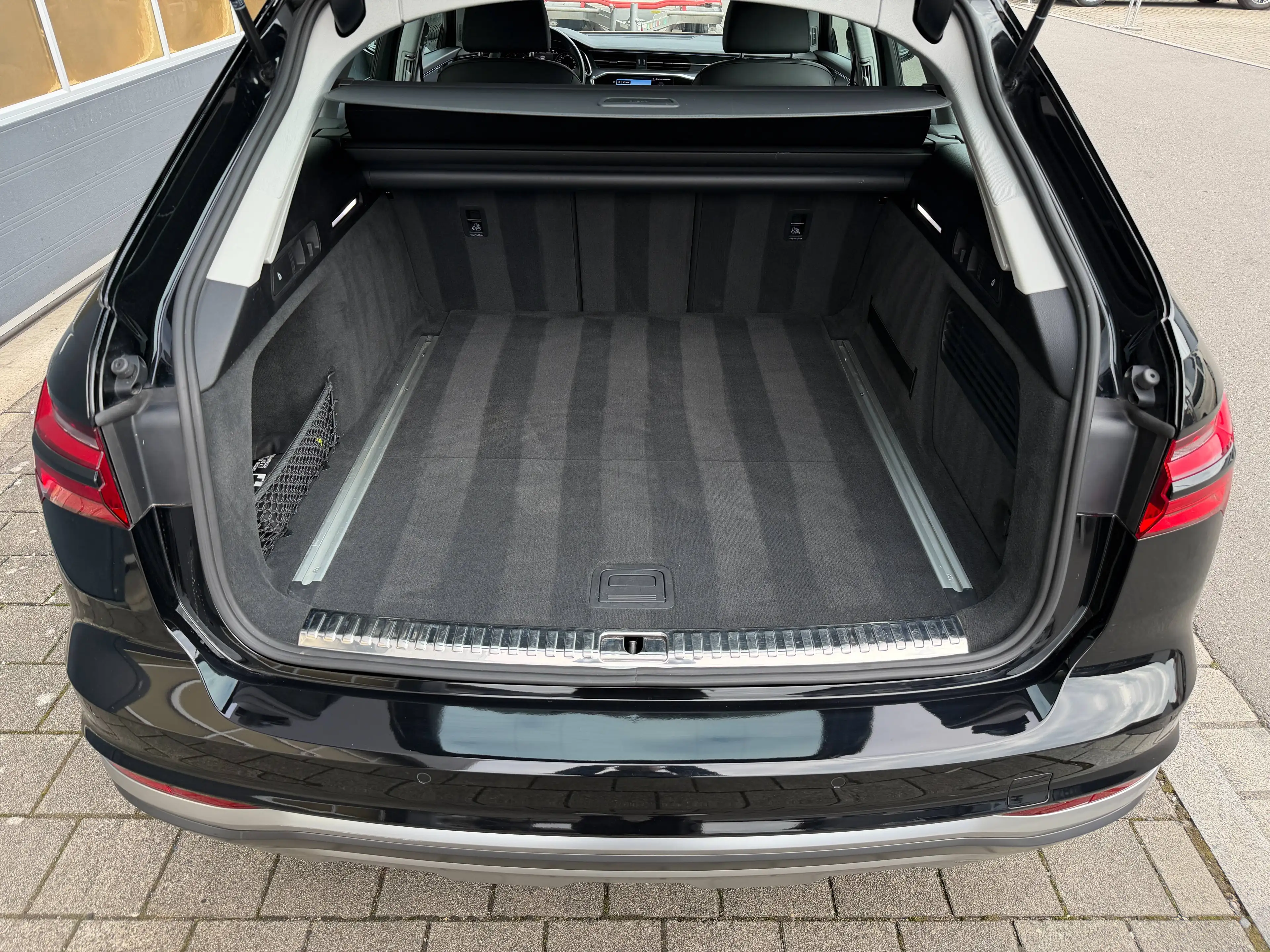 Audi A6 allroad 55 TDI Leder ACC Tour *21 Zoll* Navi+ LED DAB Luft — photo 11