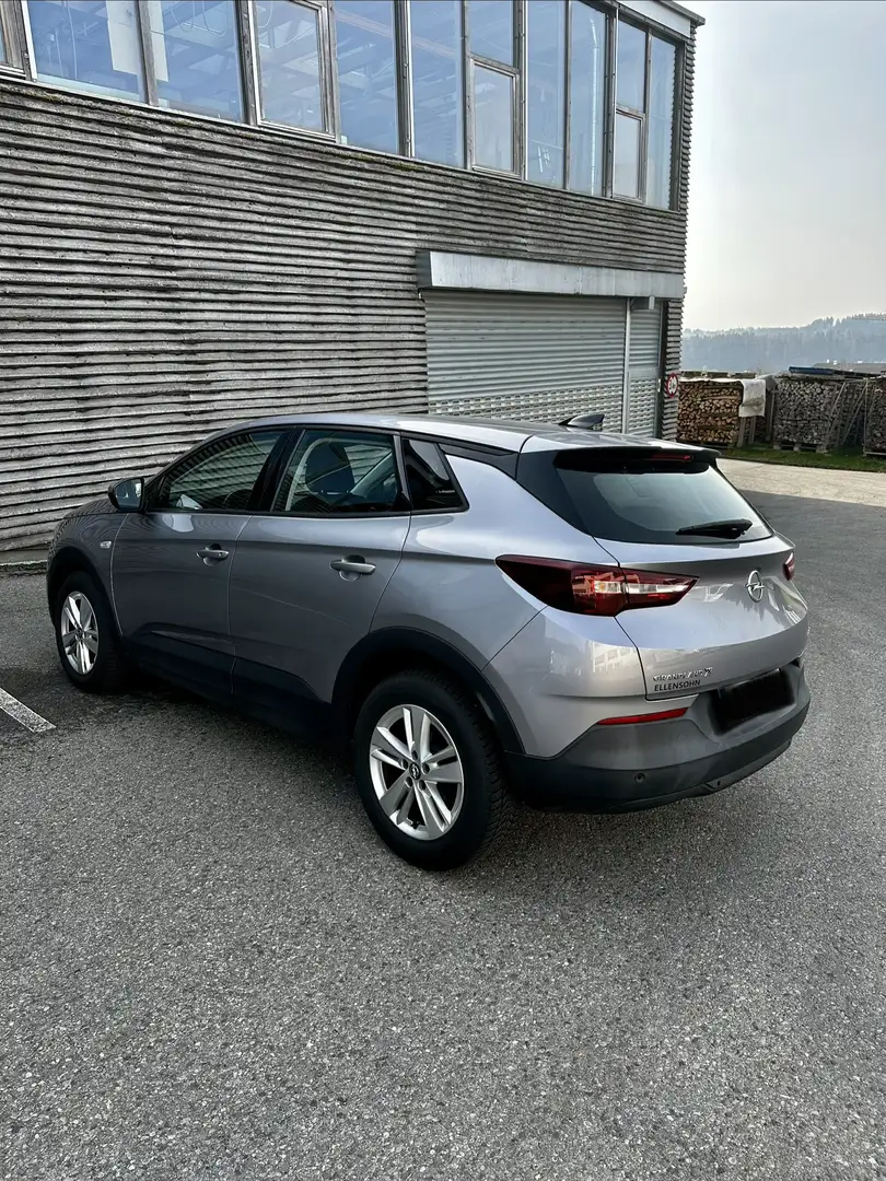 Opel Grandland X 1,2 Turbo Direct Injection Innovation Start/Stop - 2