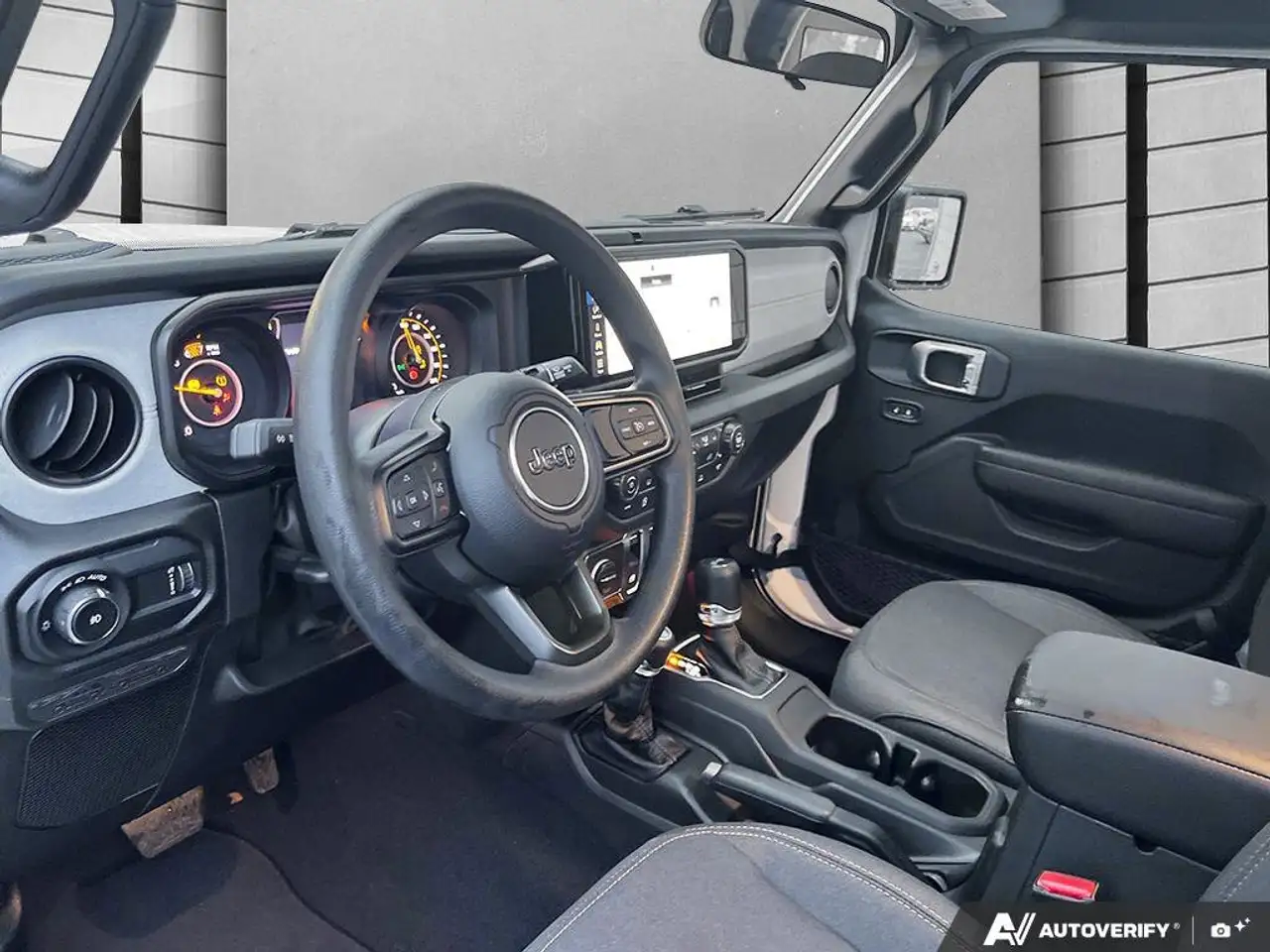 Jeep Wrangler снимка Jeep Wrangler