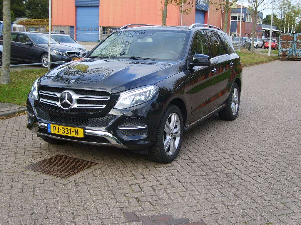 Mercedes-Benz GLE 500