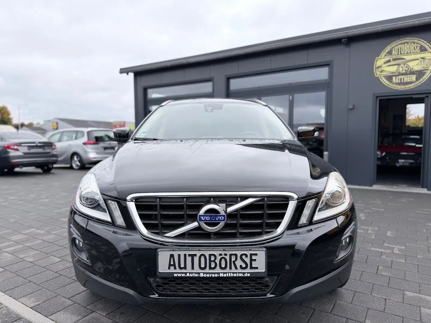 Volvo XC60 Summum Drive Negro - 2