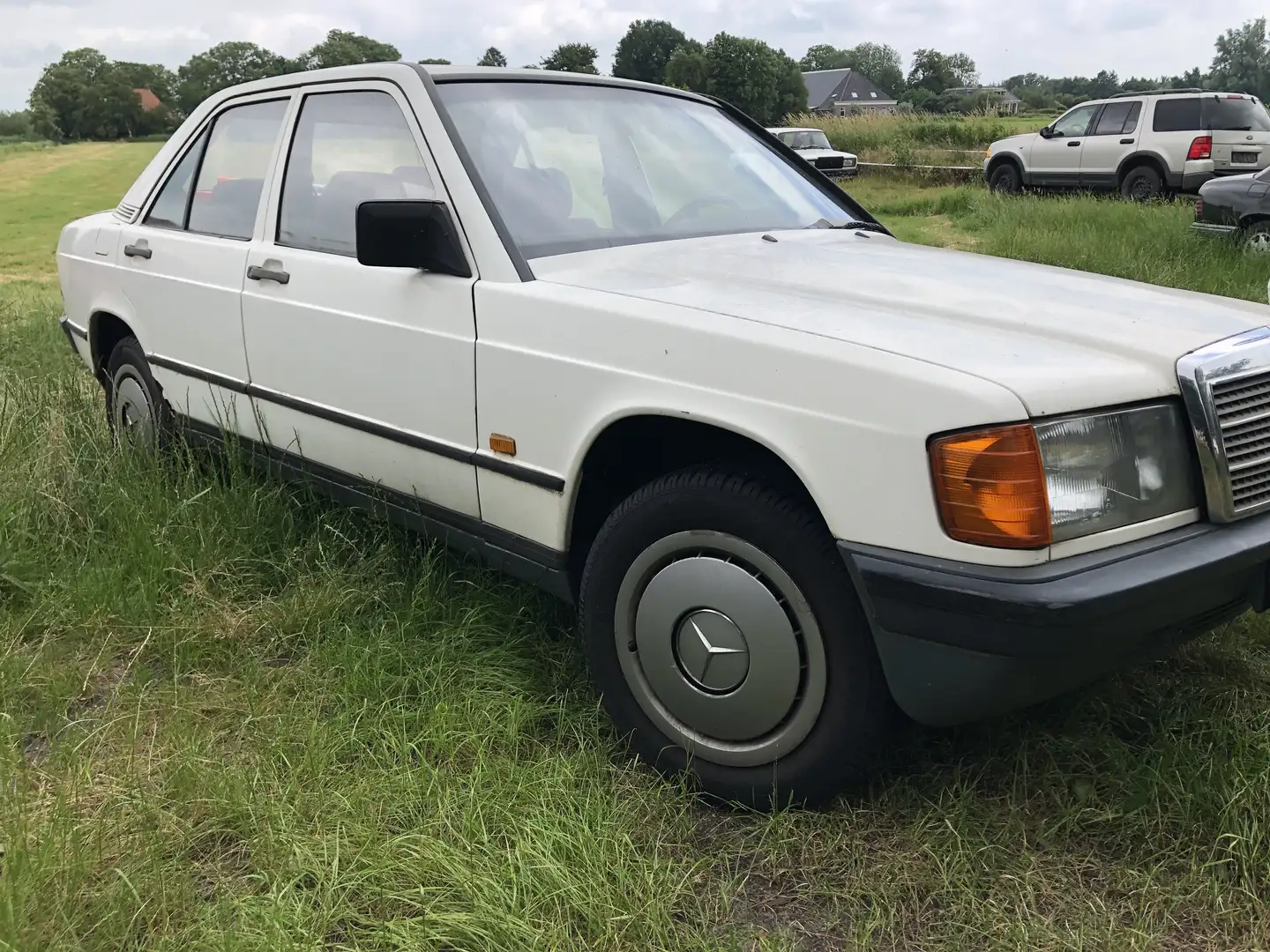 Mercedes-Benz 190 2.0 E Wit - 1