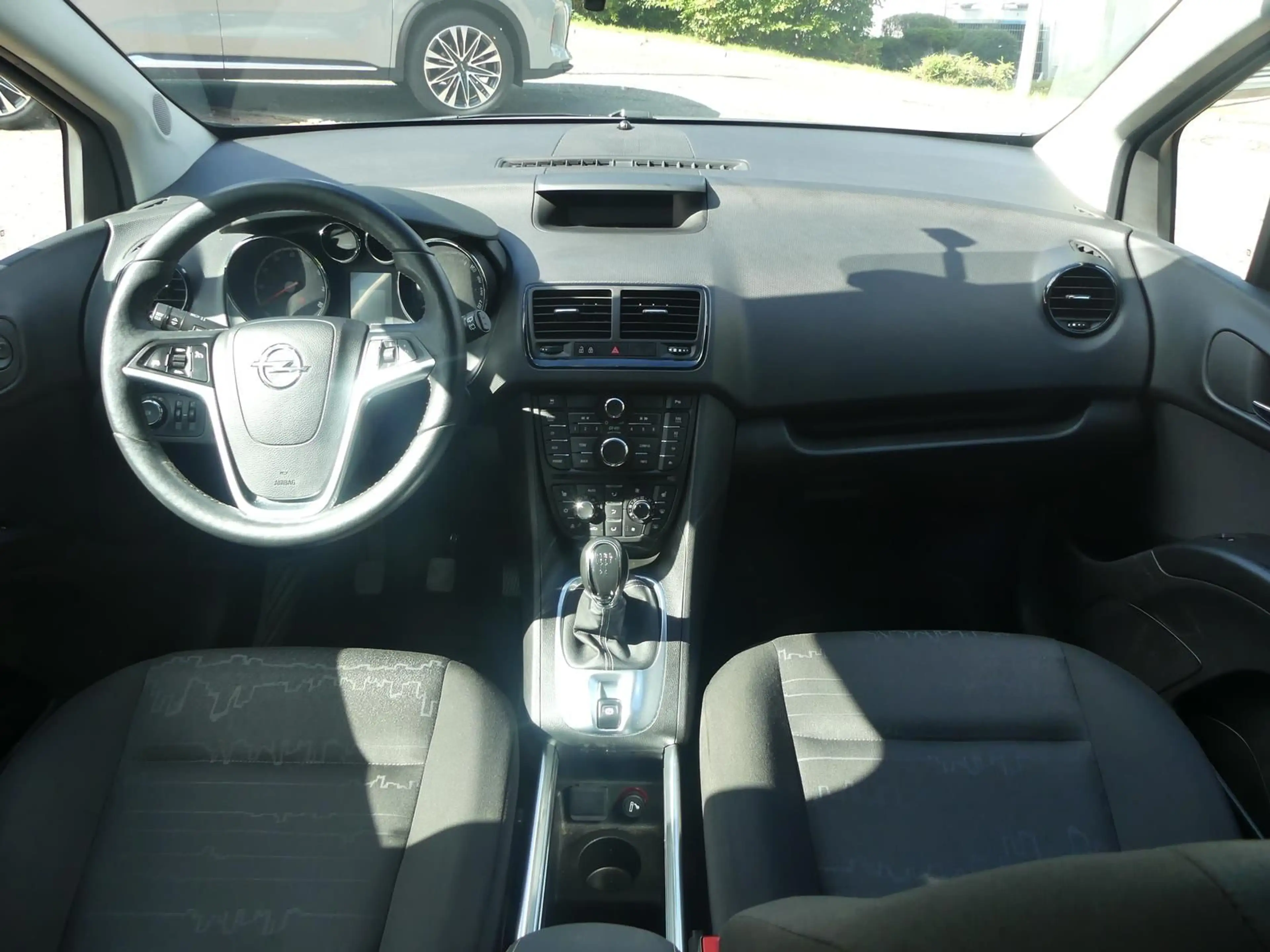 Opel Meriva 1.4*PDC*AHK*Klima*SHZ*BT*Lenkradhzg*Tempo — photo 14