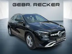 Mercedes-Benz GLA 200 Advanced MBUX NaviPremium LED Kamera DAB Autom./Klima/Park Assist./Sitzhzg./MF Lenkrad/Dachrel./Digitales Radio