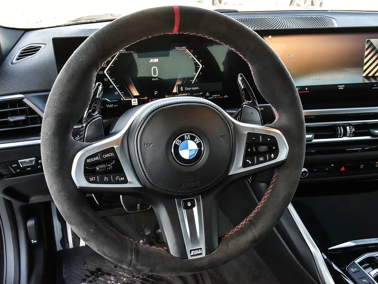 BMW 2 Series снимка BMW 2 Series
