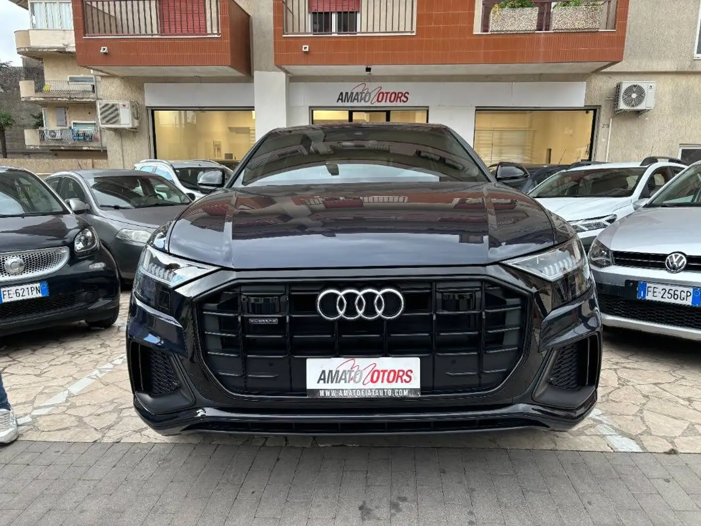 Audi Q8 50 3.0 tdi mhev Sport quattro tiptronic Zwart - 2