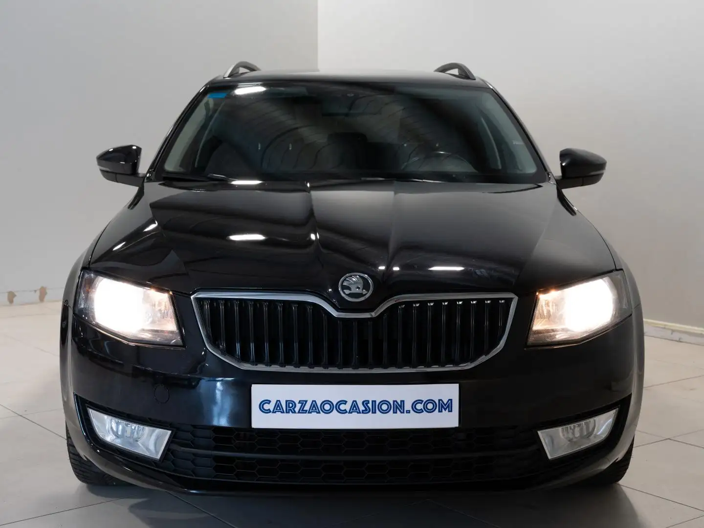 Skoda Octavia 2.0TDI CR Elegance Zwart - 2