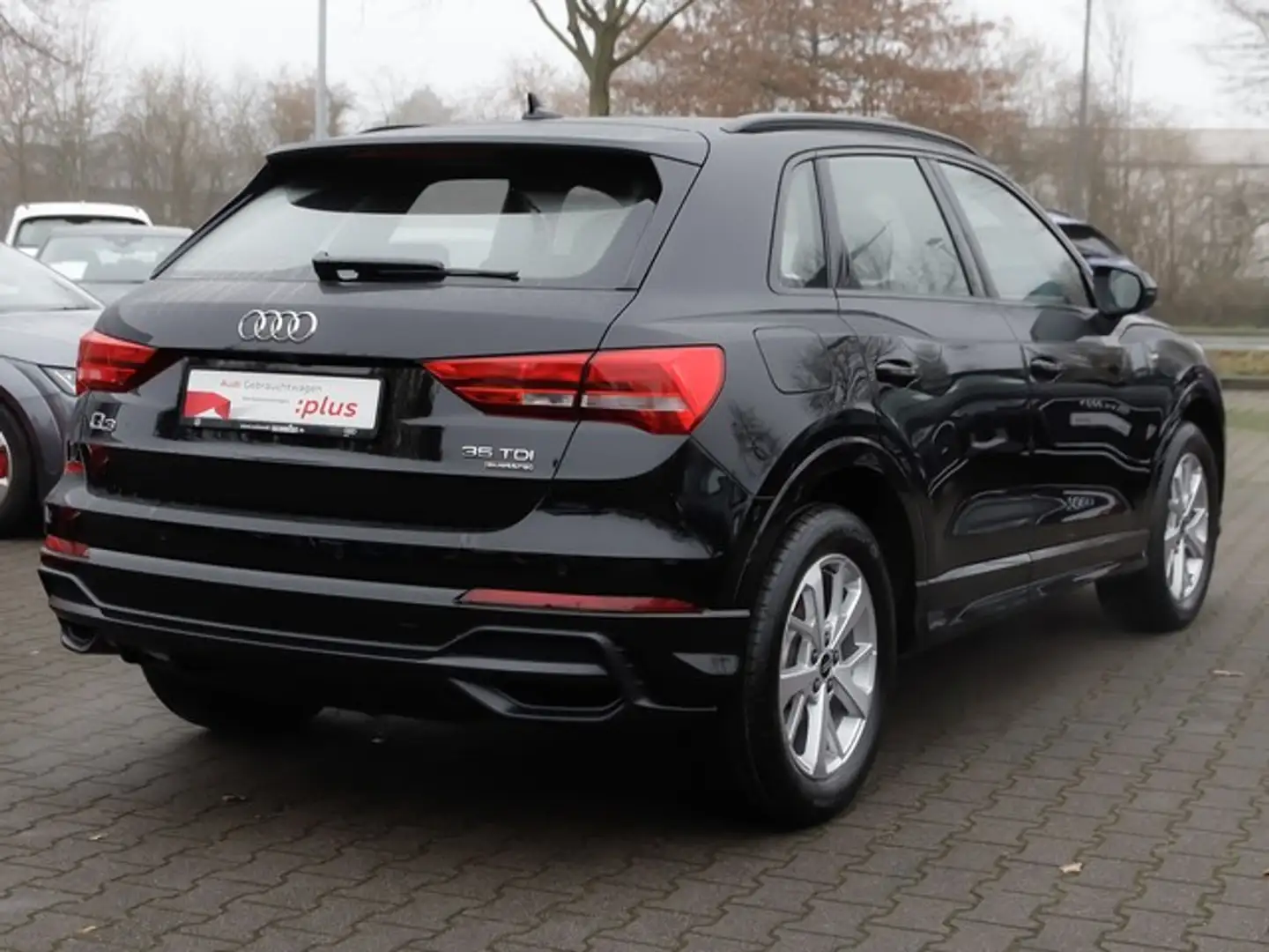 Audi Q3 35 TDI quattro S line Navi+ Kamera LM18 Sportsi... Schwarz - 2