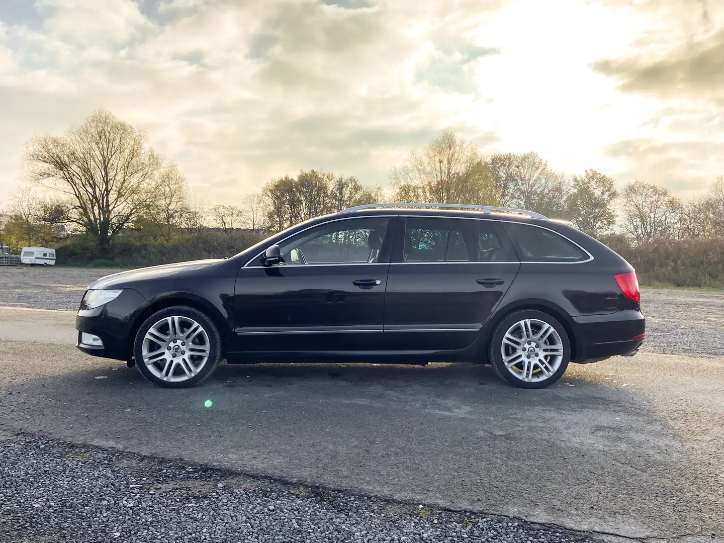 Skoda Superb ✅ 1.8 TSI || FULL OPTION || TOP OCCASIE ✅ Zwart - 2