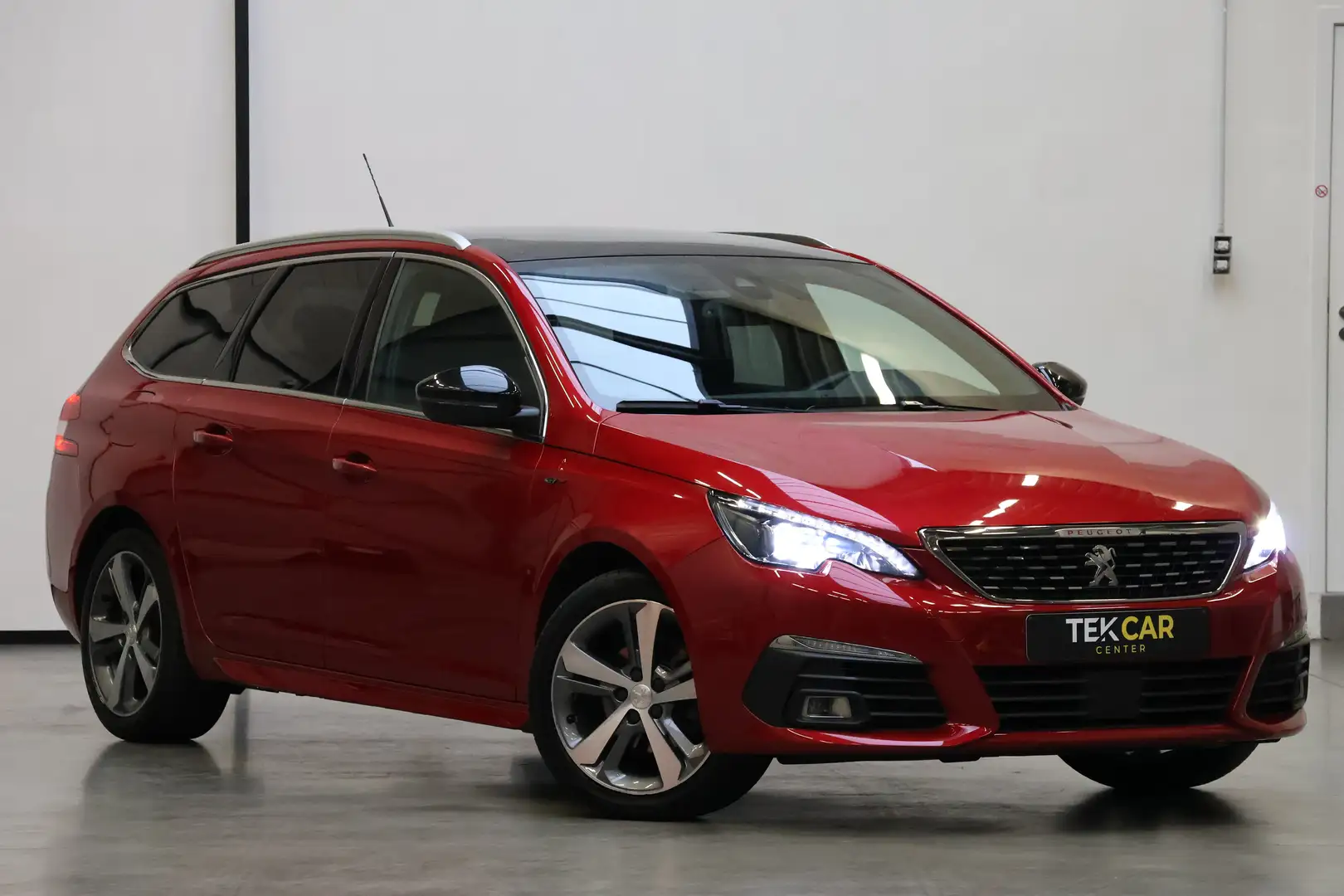 Peugeot 308 SW 1.5 BlueHDi GT Pack Full option 12M Garantie Rood - 1