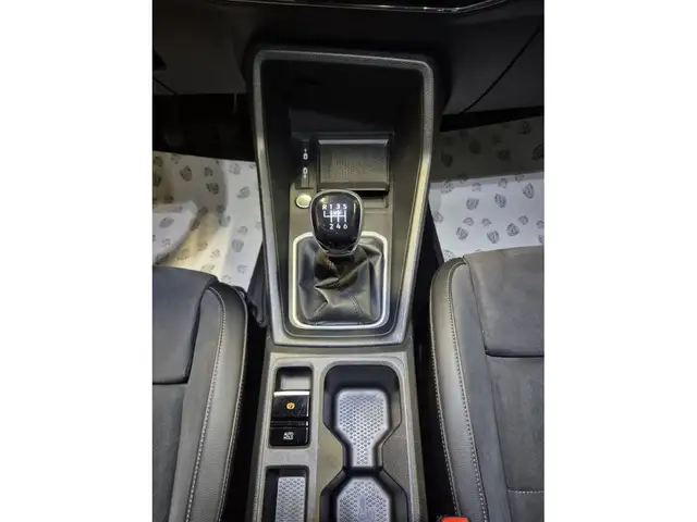 Volkswagen Caddy view 18