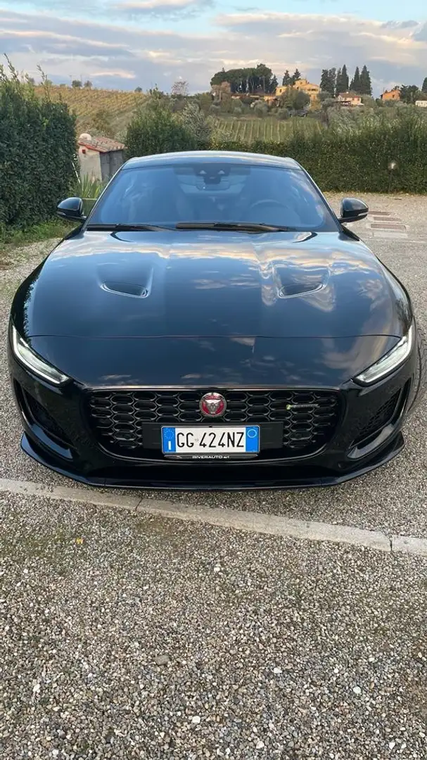 Jaguar F-Type F-Type Coupé 2.0 i4 R-Dynamic Black rwd 300cv Nero - 1