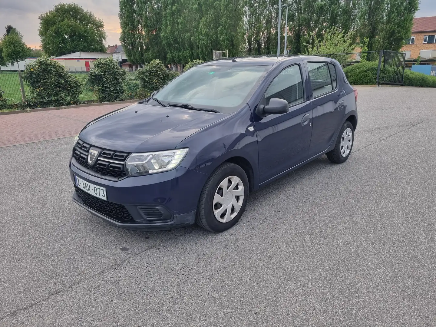 Dacia Sandero 1.0i SCe (EU6.2) Blauw - 1