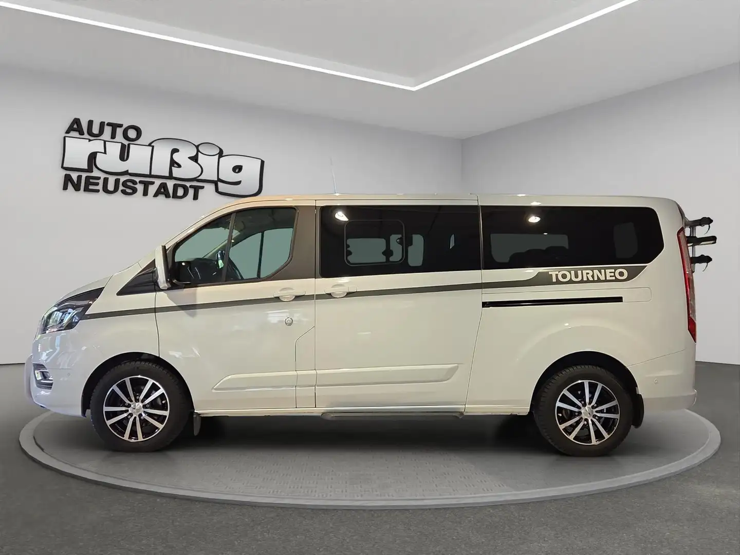 Ford Tourneo Custom 320 L2 Tourneo Titanium X 2.0 TDC Weiß - 2