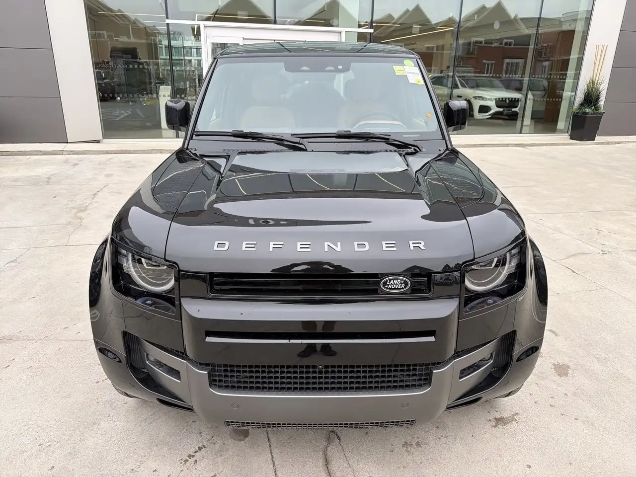 Land Rover Defender снимка Land Rover Defender