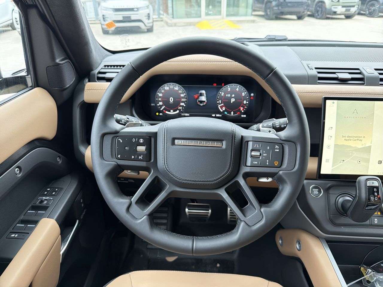 2026 Land Rover Defender 110 P525 V8 thumb 11